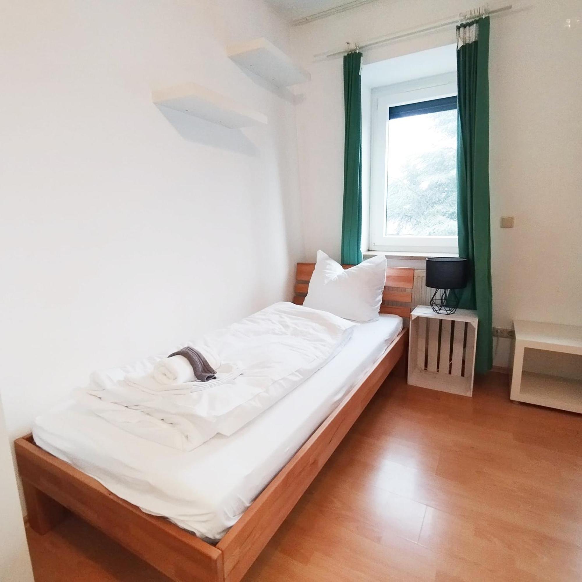 Nette Apartments In Wuerzburg Экстерьер фото