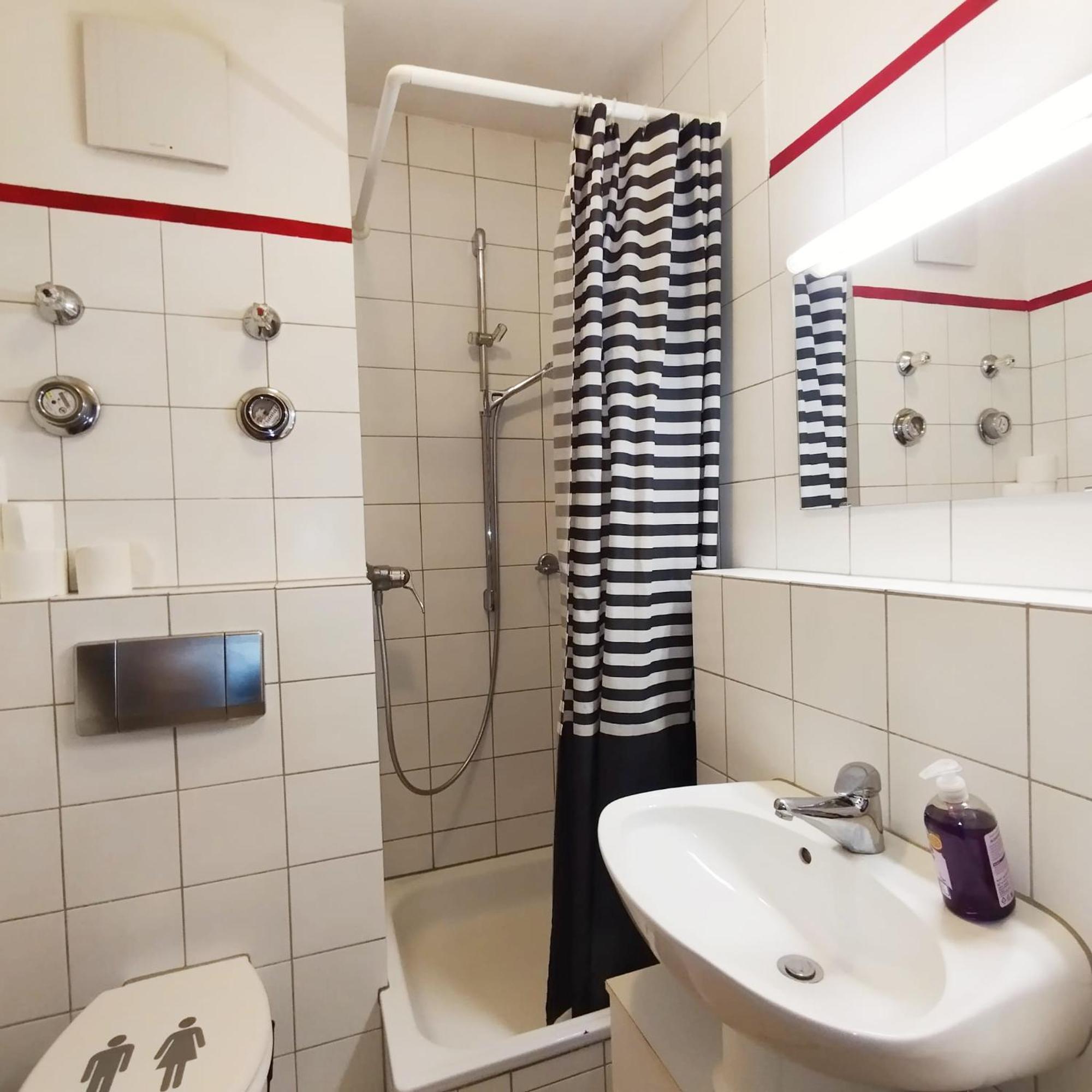 Nette Apartments In Wuerzburg Экстерьер фото