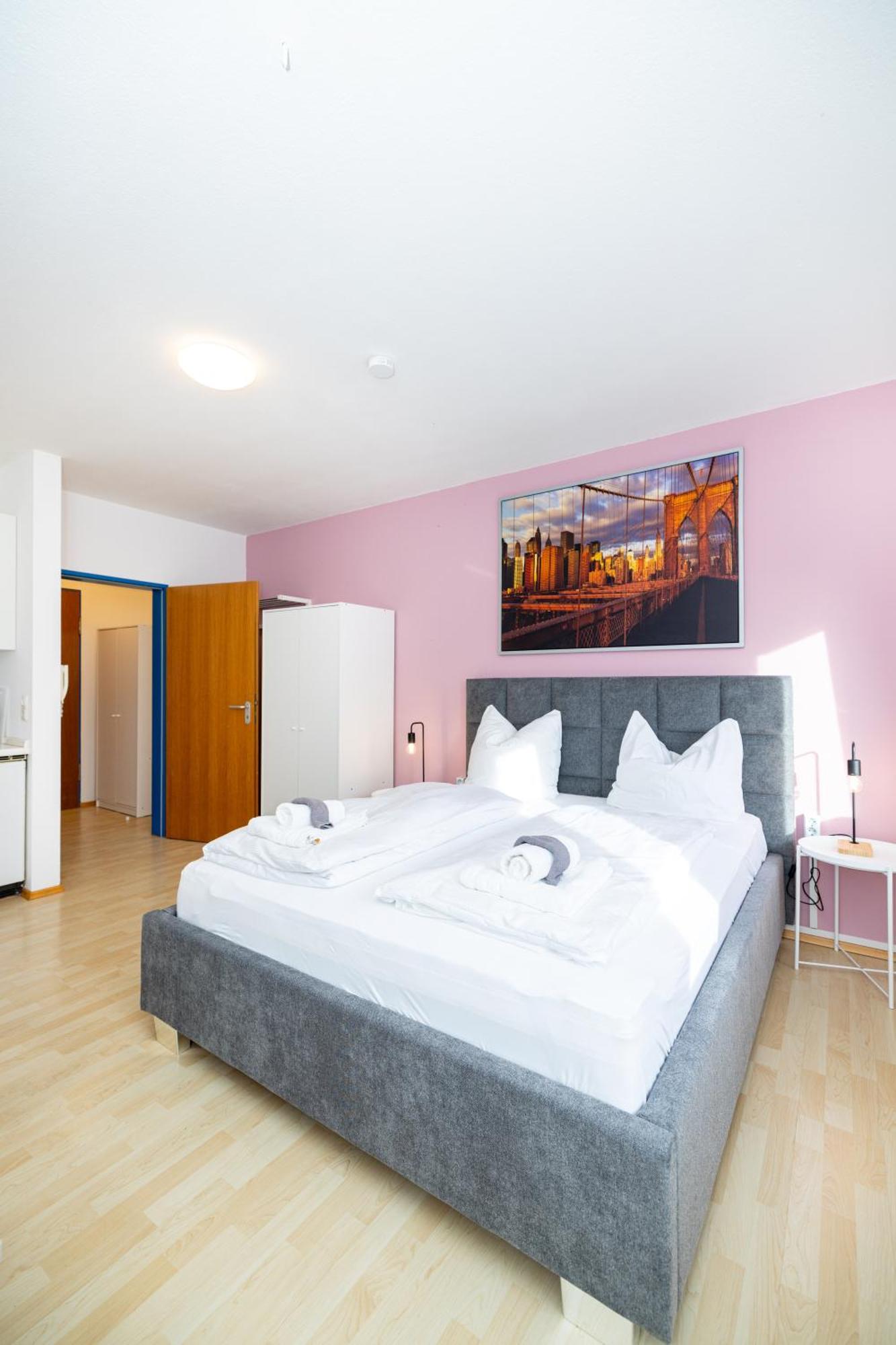 Nette Apartments In Wuerzburg Экстерьер фото