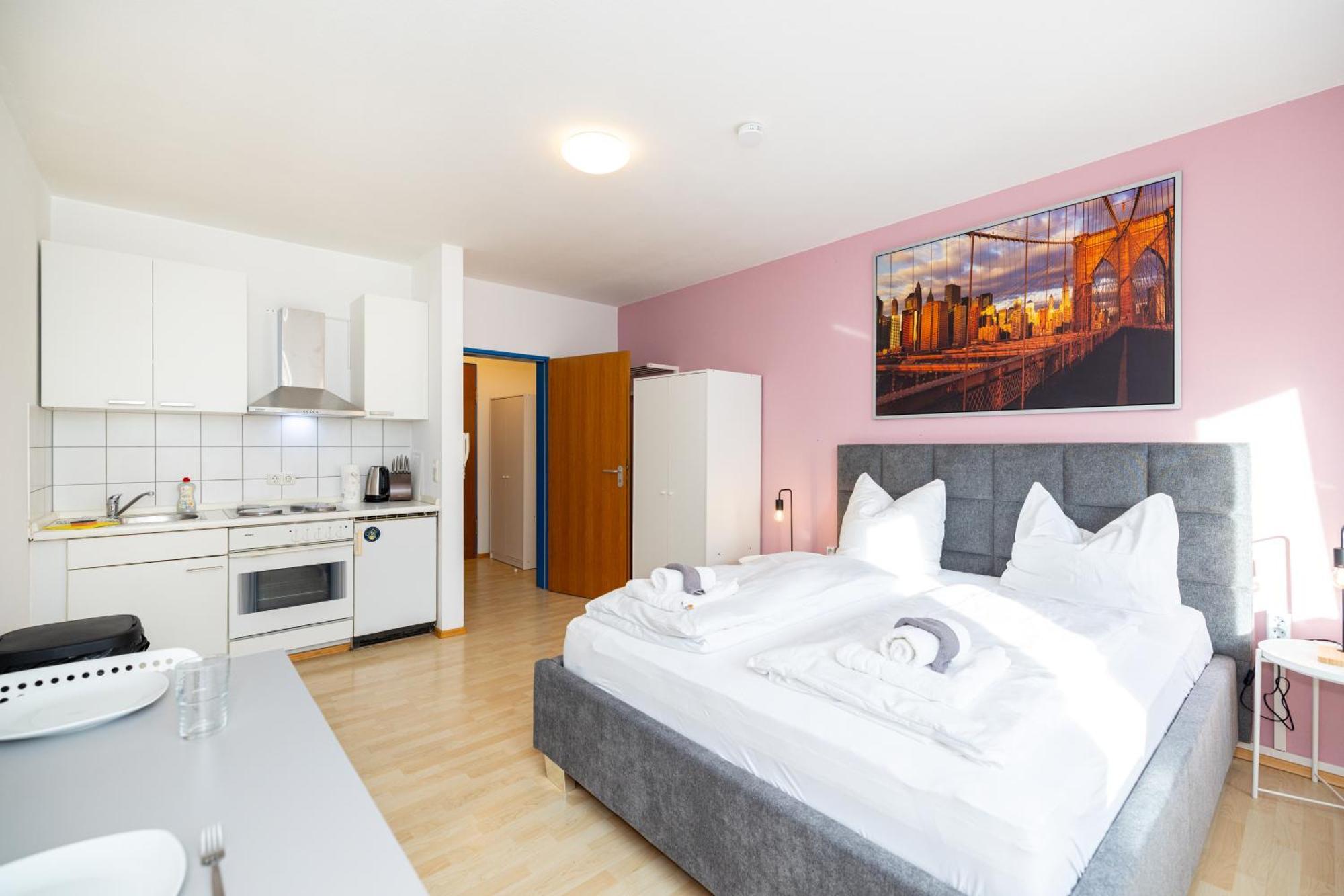 Nette Apartments In Wuerzburg Экстерьер фото
